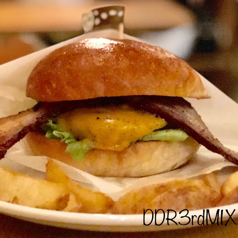 さくらチーズバーガー(さくらバーガー （SAKURA BURGER）)