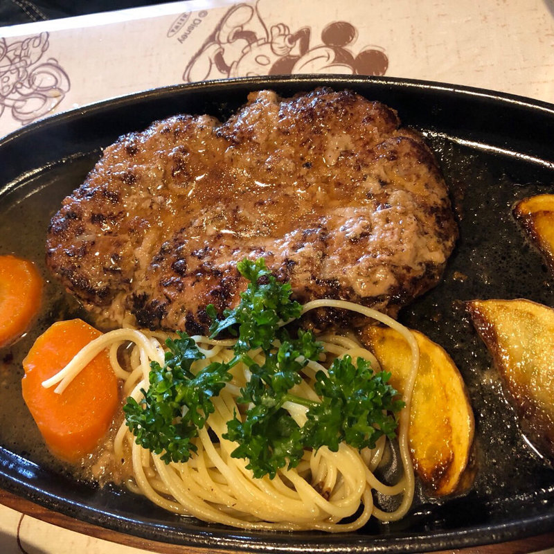 ガーリックハンバーグ(洋食屋　飛知和 )