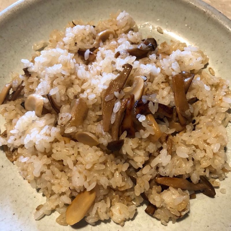 きのこピラフ(洋食屋　飛知和 )