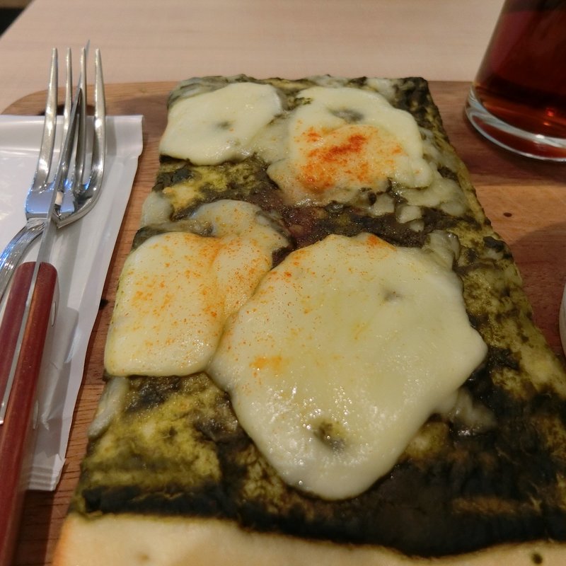 タルトフランベ　オ　フロマージュ(メゾン・ランドゥメンヌ 赤坂 （MAISON LANDEMAINE）)