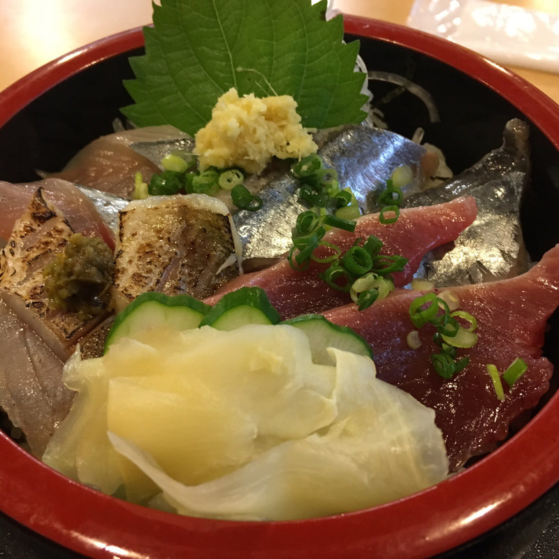 4種丼(すし処ひしの木)