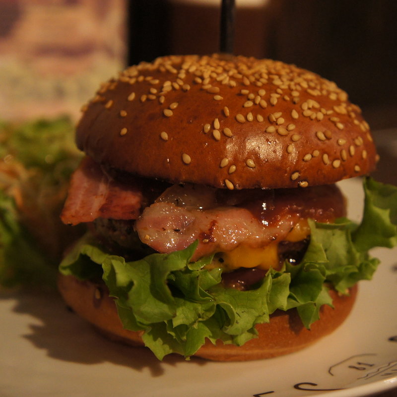 ベーコンチーズバーガー(ウェーブスバーガー 名駅店)