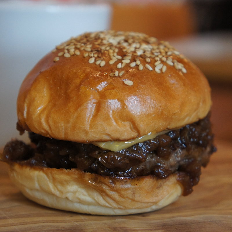 プレミアム ミニハンバーガー〝スライダー〟（TWO）(GOOD TOWN BAKEHOUSE)