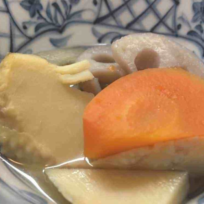 タケノコとれんこんと人参の煮物(寿司割烹 松ふじ （マツフジ）)