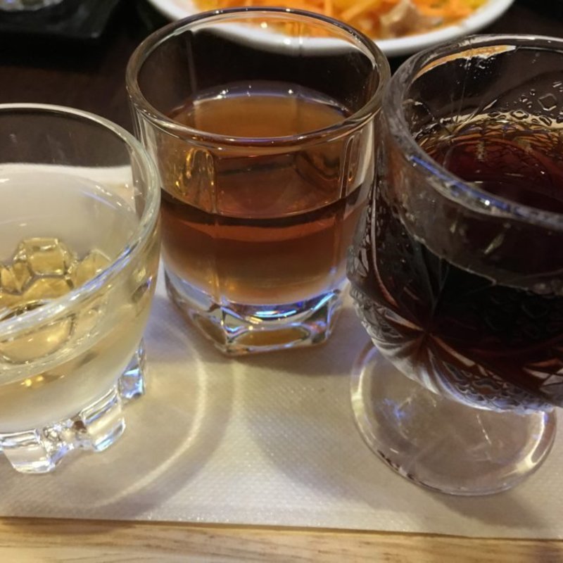 シェリー酒の呑み比べ(Muckey's Bar （ムッキーズバー）)