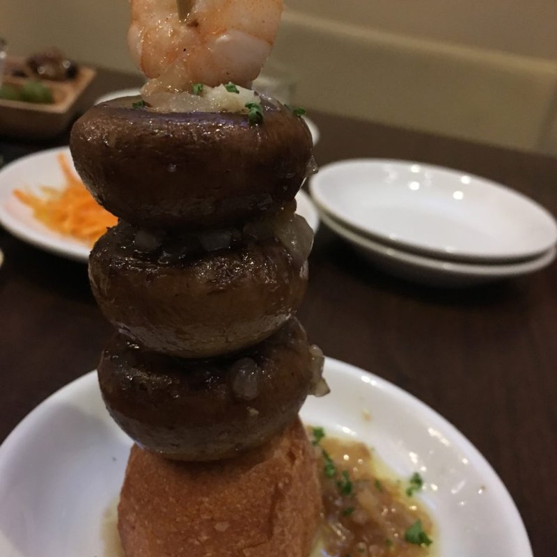 福岡産マッシュルームのピンチョス(Muckey's Bar （ムッキーズバー）)