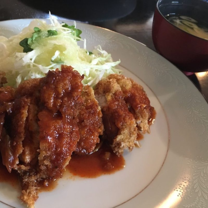 国産雲仙豚のジャンボデミカツ(長崎洋和食のだ屋)