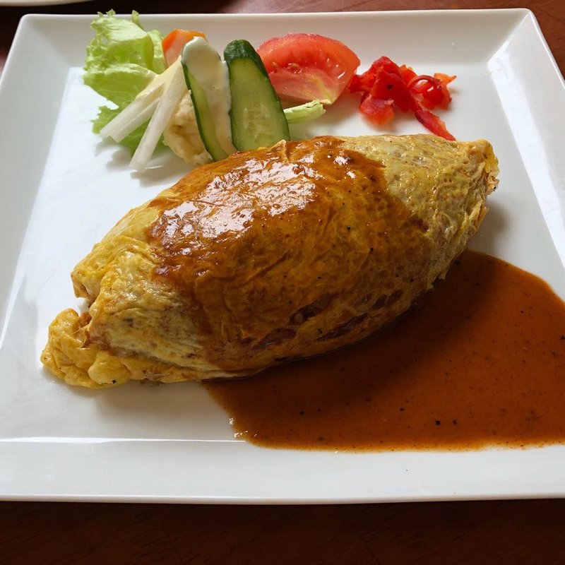 ピリ辛オムライス(グリル 南風)