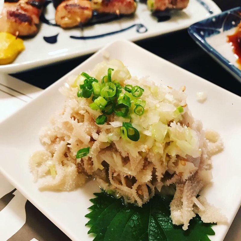 白センマイ刺し(やきとり処い志井 調布東口店)