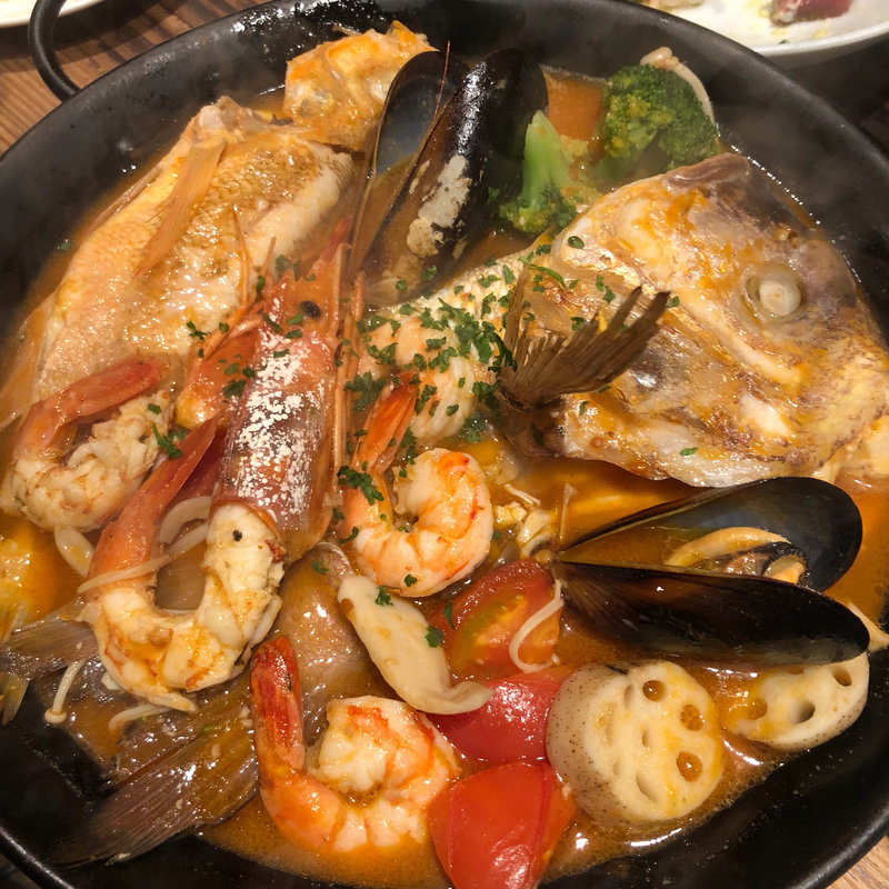 アクアパッツァ(PIENO di cibo ピエーノデチーボ)