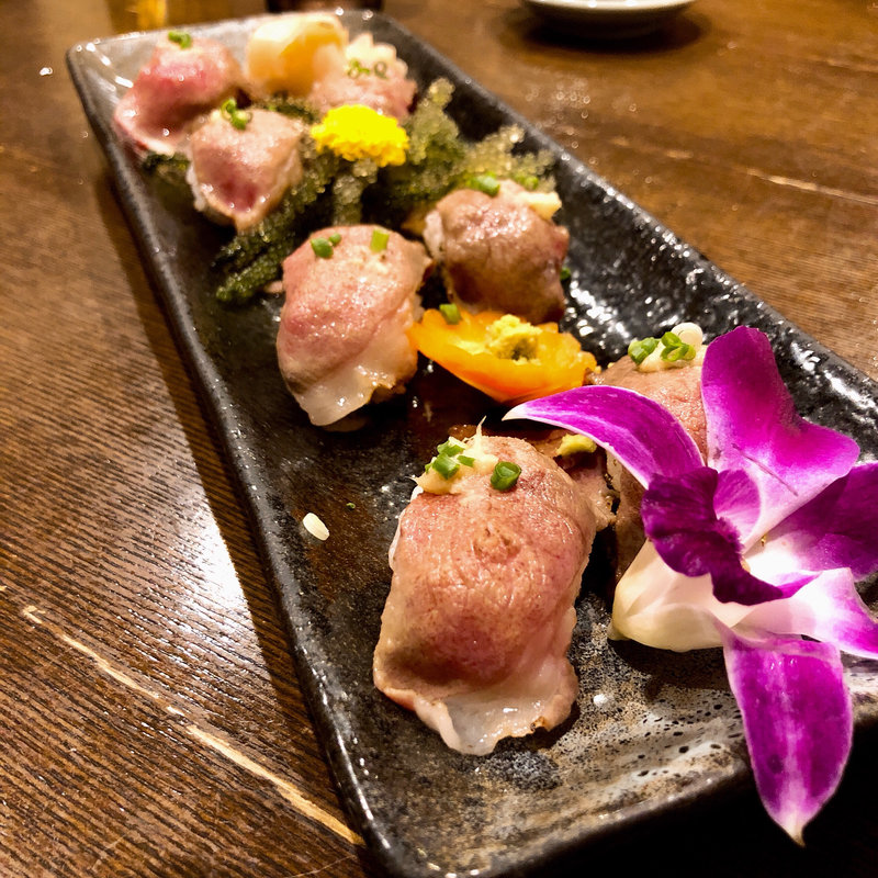 和牛寿司(おふくろ亭 （おふくろてい）)