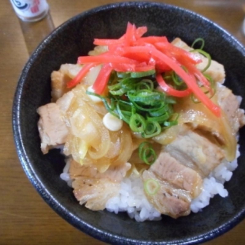 豚丼(岡本中華)