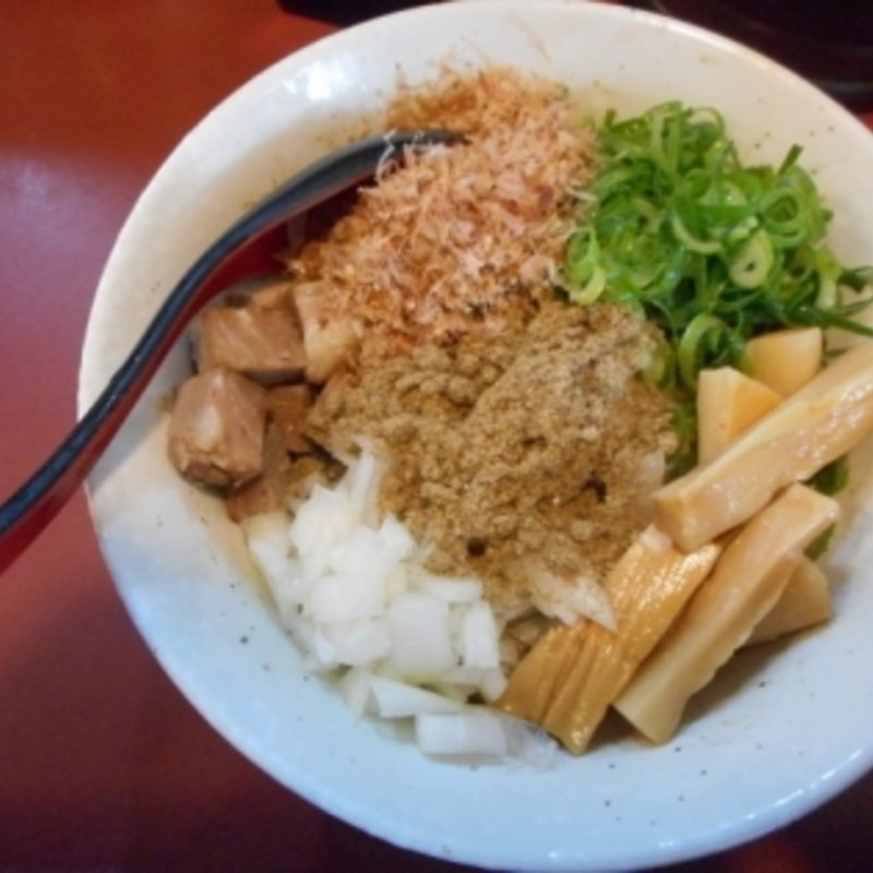 煮干の混ぜそば(らーめん 豚鬼 )