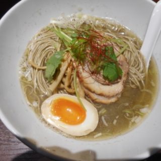 煮干ししお味ラーメン(麺屋やまもと )