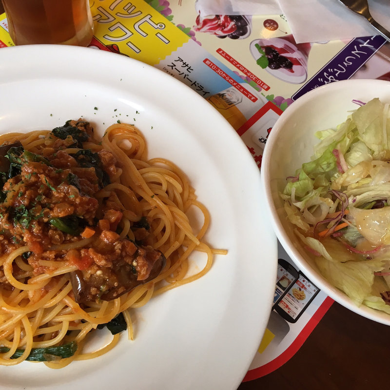 なすとほうれん草のトマトソーススパゲッティ(ガスト本八幡店)