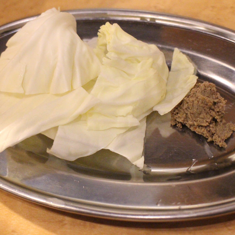 お通しのキャベツ(ホルモン屋 かねちゃん)