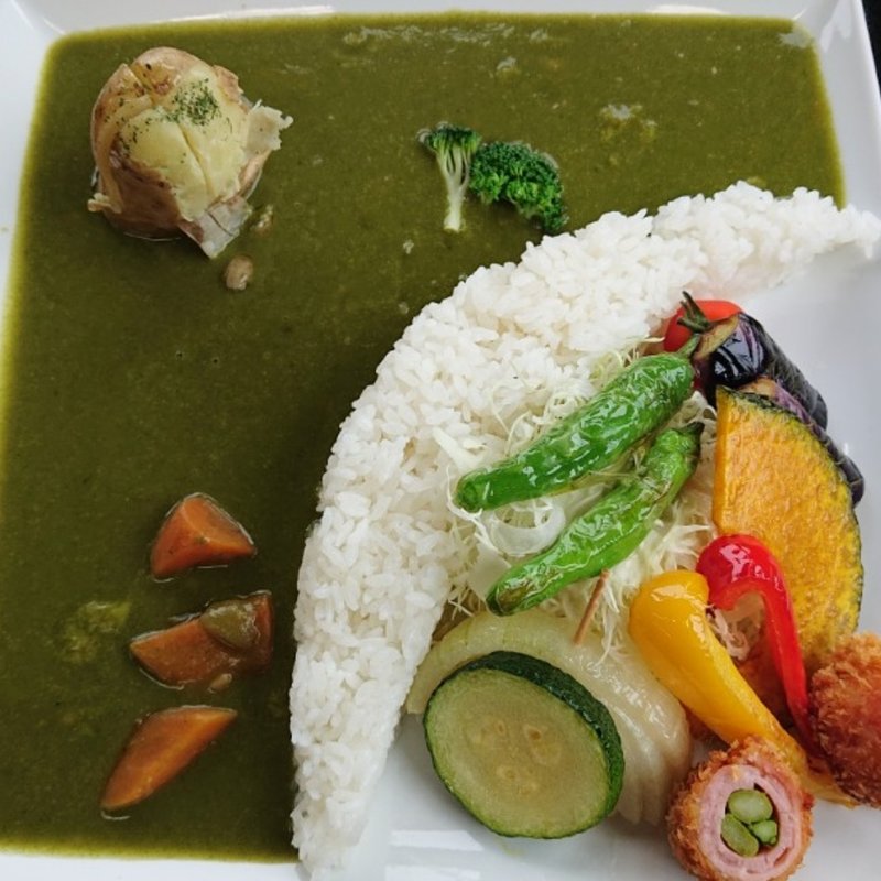 湯田ダムカレー(夏ﾊﾞｰｼﾞｮﾝ)(道の駅 錦秋湖 （ミチノエキ キンシュウコ）)