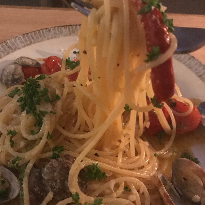 トマトとアサリのボンゴレビアンコ(Ashi Teishoku & Diner)