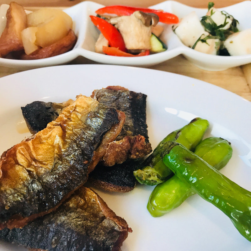 日替わり さんまの照り焼き(Hostel Little Japan｜リトルジャパン)