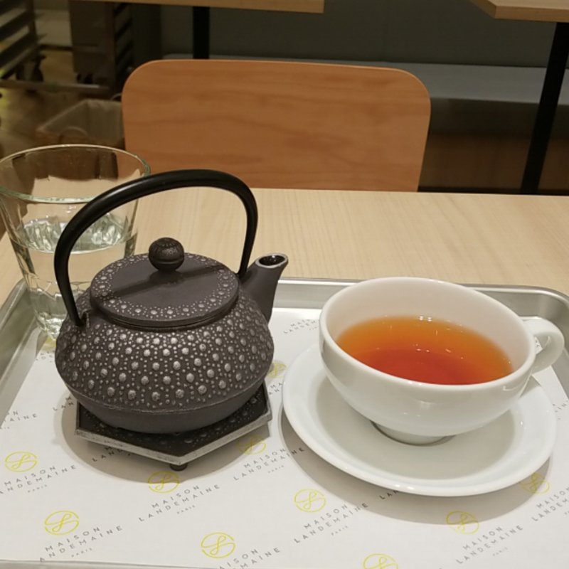 ルイボスキャラメルティー(メゾン・ランドゥメンヌ 赤坂 （MAISON LANDEMAINE）)