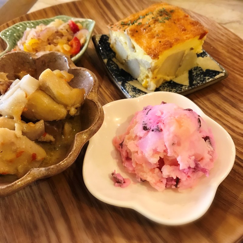 おそうざいいろいろ定食(cafe太陽ノ塔 本店)