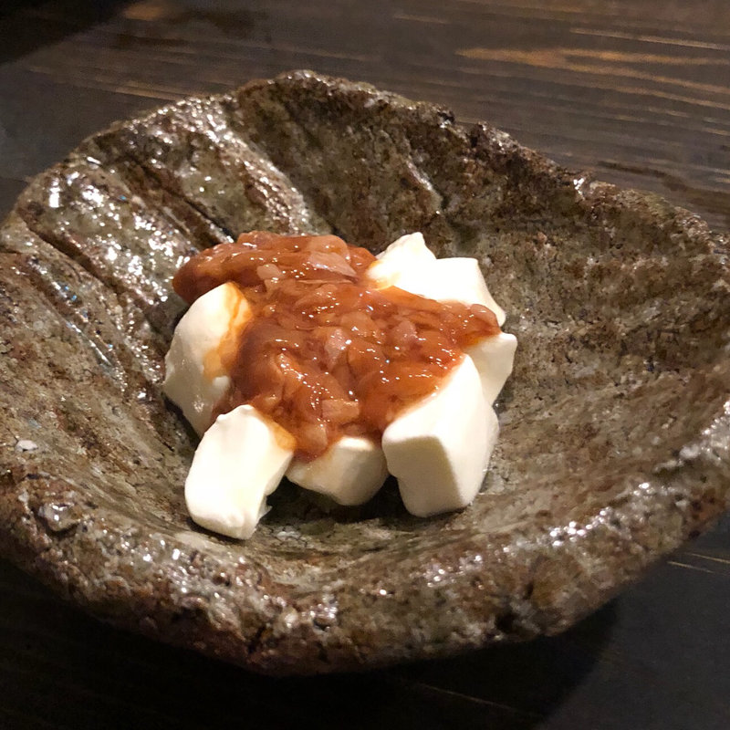 酒盗クリームチーズ(串焼きと炉端のお店 なべ家)