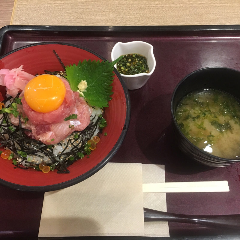 特上漁師丼(小田原港 わらべ)