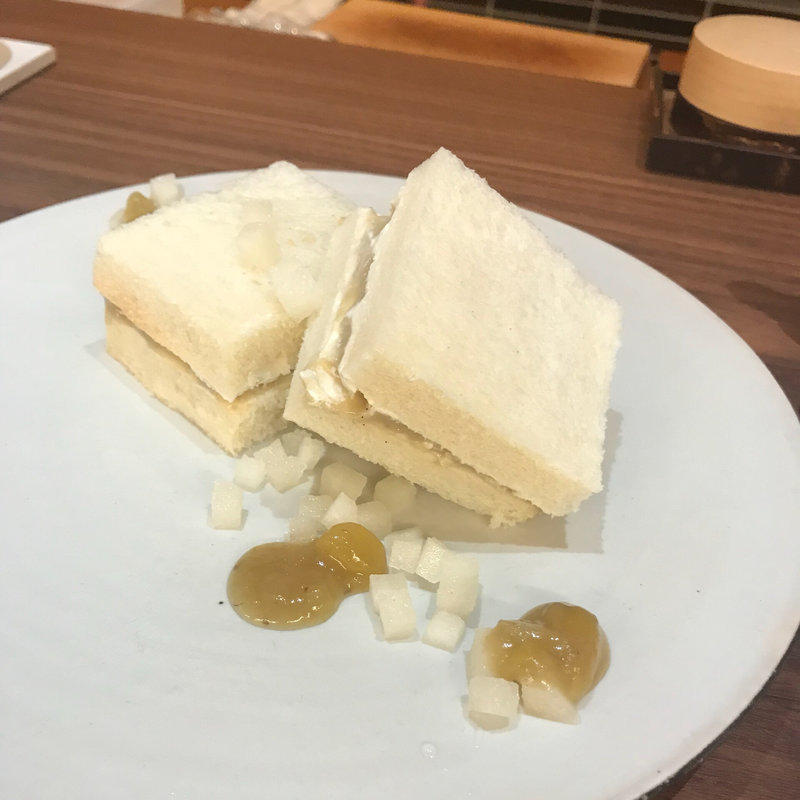 和栗と梨のフルーツサンド(アシェットデセール 未完)