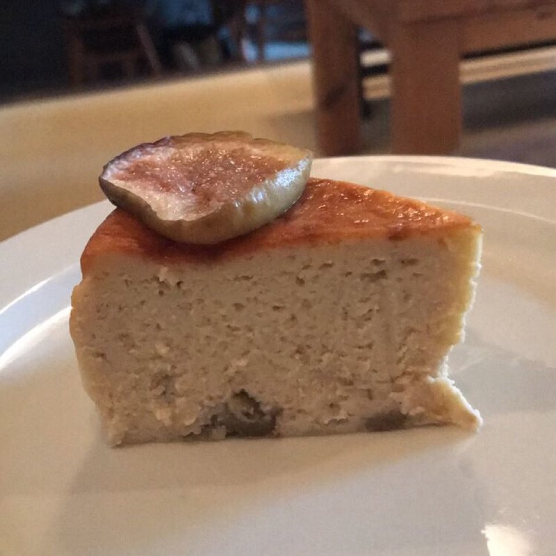 無花果のチーズケーキ(カワタ製菓店)