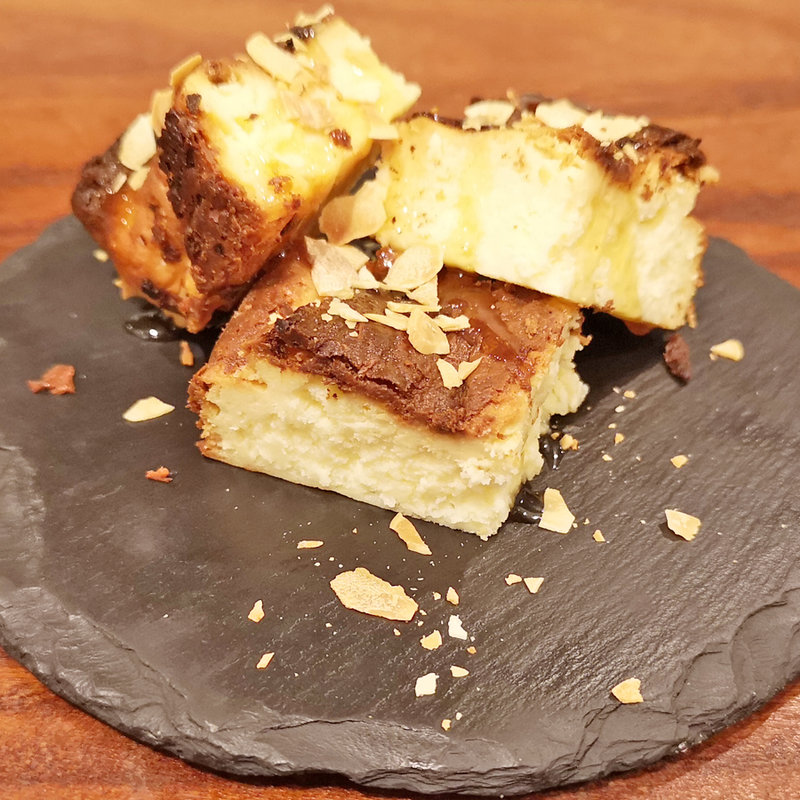 名物！バスク風チーズケーキ(FERMiNTXO BOCA)