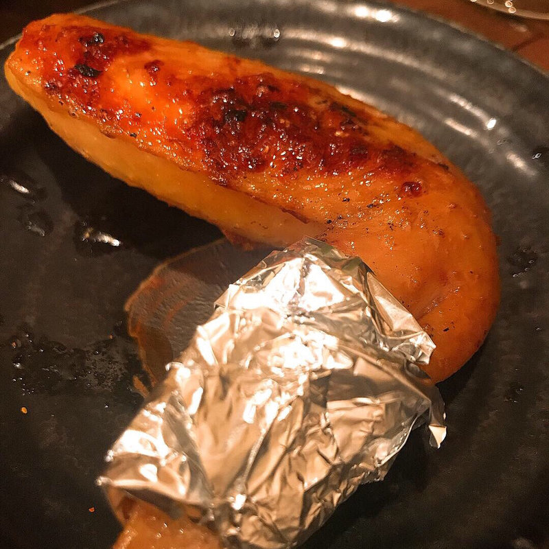 比内地鶏の手羽先(焼き鳥 華蔵(かぐら))