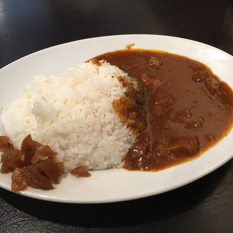 牛バラゴロゴロスパイシーカレー(日本橋 Philly Tokyo)