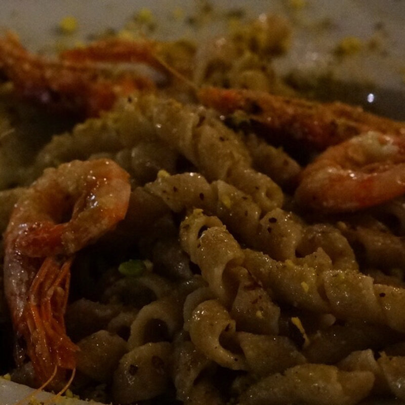 ガンベローニとピスタチオのブシャーテ(GERANIO)