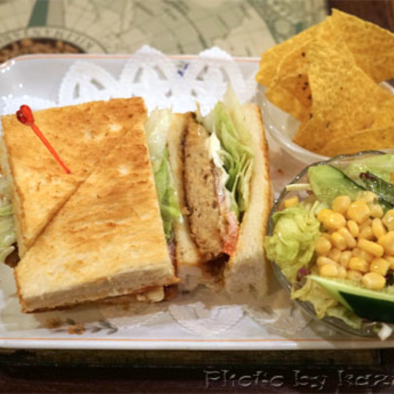 照り焼きハンバーグサンドセット(カフェ・ムジカ)