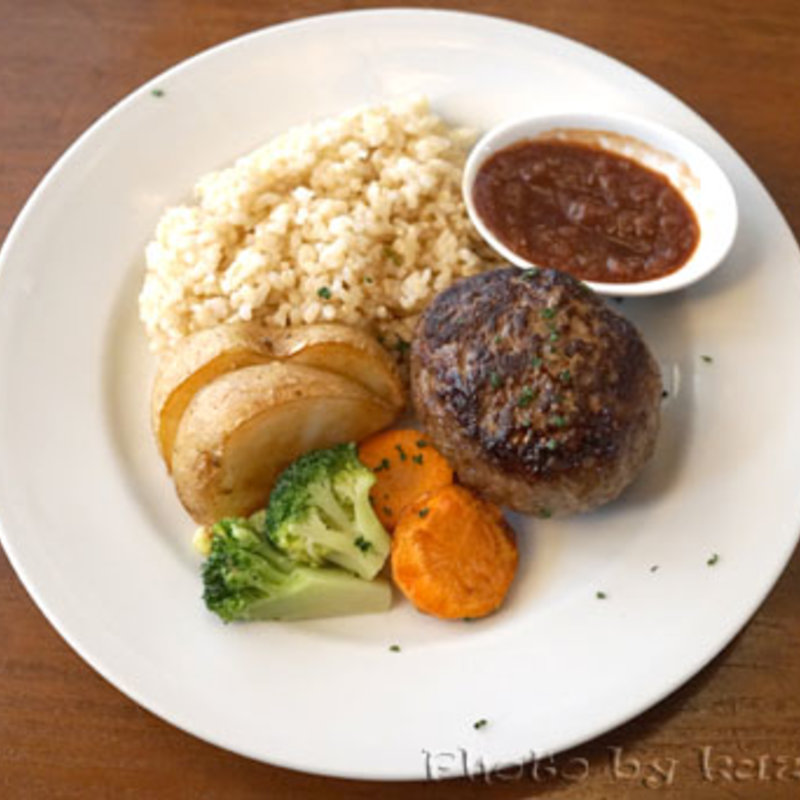 国産牛100%ハンバーグ(tomigaya TERRACE)