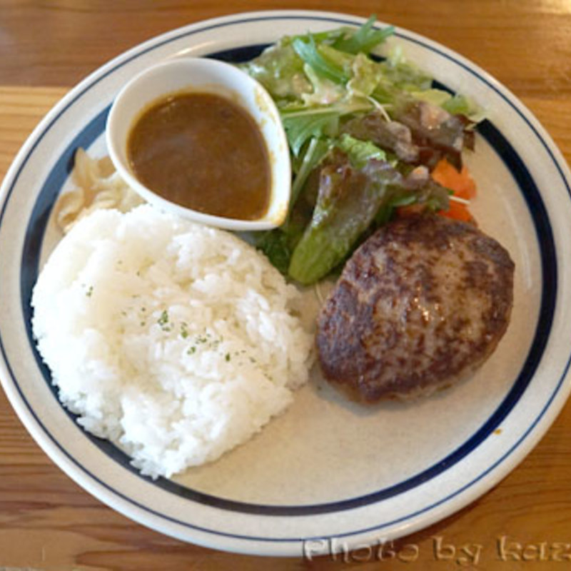 しあわせ絆牛ハンバーグプレート～プレーン～(130g)(西荻窪 鉄板肉バル bloom （ブルーム）)