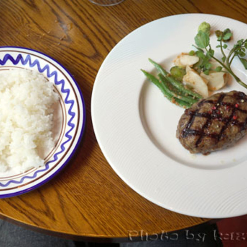 黒毛和牛100%ビーフハンバーグ(つばめや 和牛グリル（ステーキハウス）)