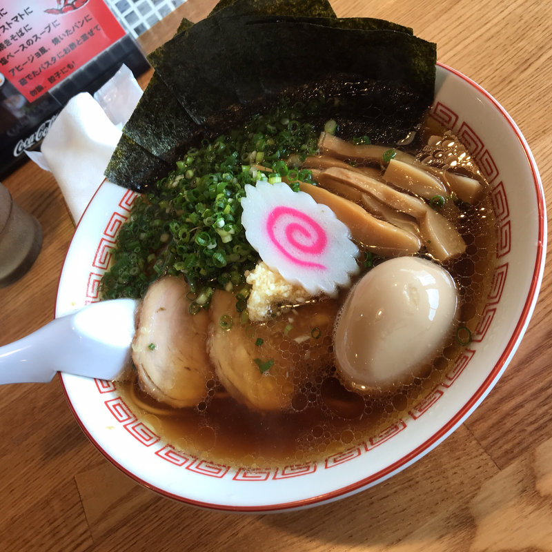 醤油ラーメン 全部増し(らぁめん 伊山)