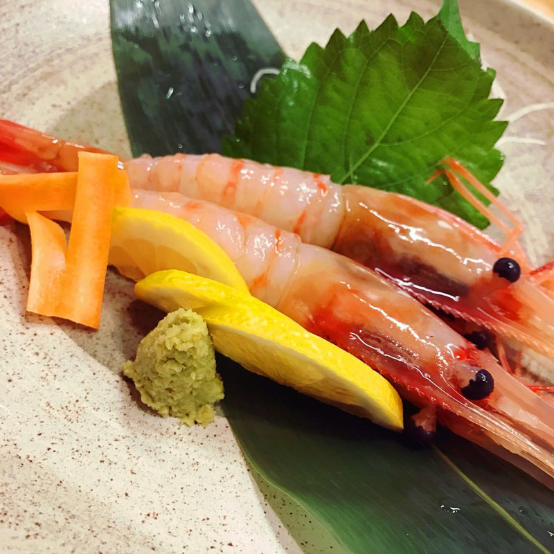 ボタン海老のお造り(だいにんぐ いっちょん)