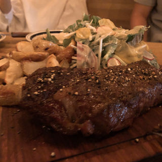 牛炭焼ステーキ(ラ ピヨッシュ)