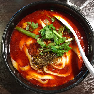 麻辣刀削麺(刀削麺 張家 麹町店 )