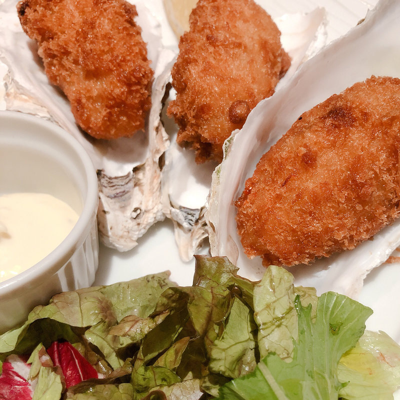 大粒牡蠣フライセット(梅田　牡蠣＆グリル オイスターブルー グランフロント大阪店 )