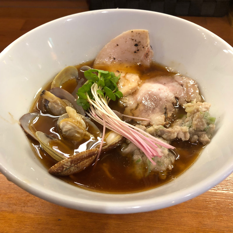 サンマ香る浅利醤油らあめん(醤油と貝と麺 そして人と夢 )
