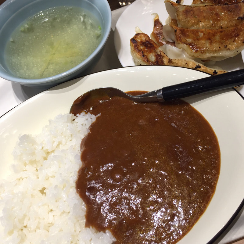餃子カレー定食(東京餃子楼 京橋店)