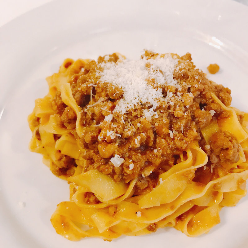 タリアテッレのボロネーゼ(DONATELLO)