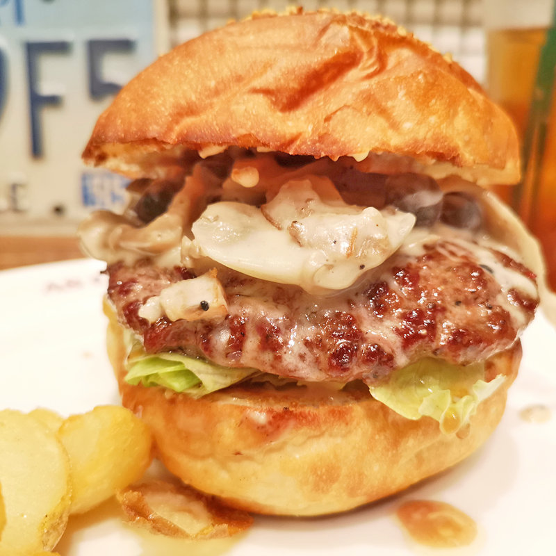 クリーミーマッシュルームバーガー(エーエス クラシックス ダイナー ROPPONGI HILLS)