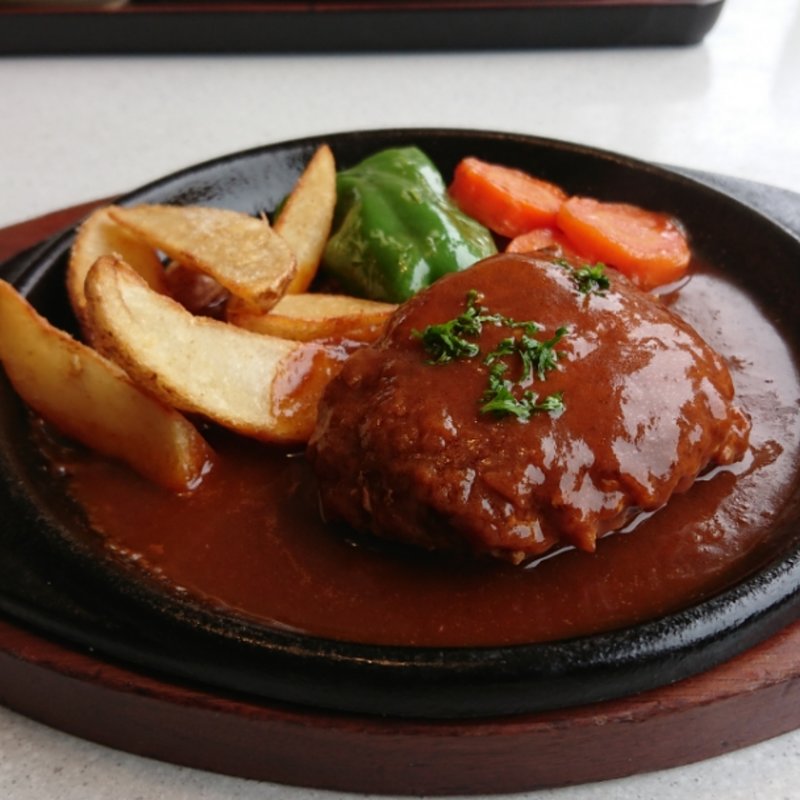 ハンバーグ洋風セット(ファミリーレストラン浜田屋)