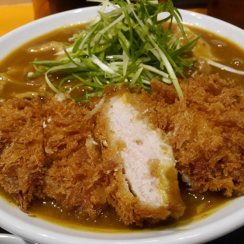 とんかつカレーうどん(空飛ぶうどん やまぶき家)