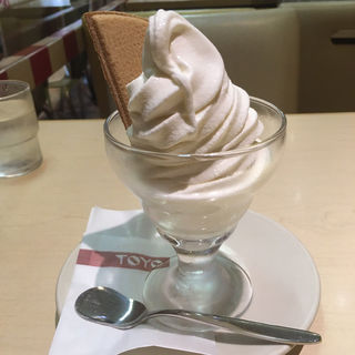 ソフトクリーム(CAFE TOYO)