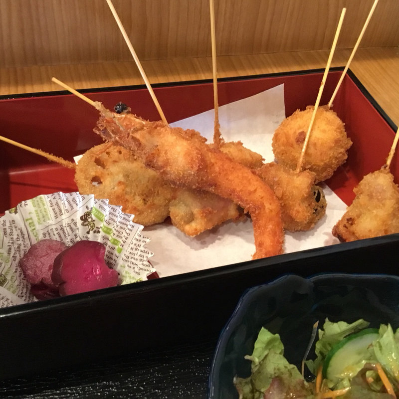串揚げ定食(串揚げ松鷹)